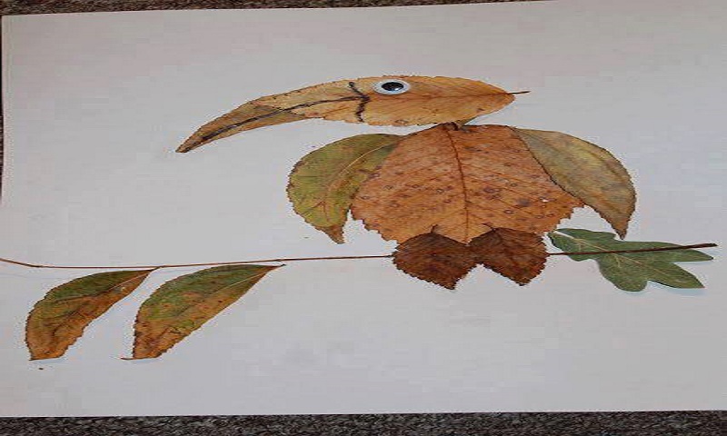 Tạo hình con vật từ lá khô